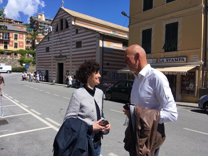 Santa Caterina a Varazze, riunione di famiglia in casa Caprioglio. Il sindaco di Savona: &quot;Un endorsement del cuore&quot; (VIDEO)