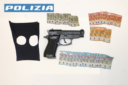 Savona, rapina all'In’s di Corso Tardy &amp; Benech con pistola a salve: arrestati