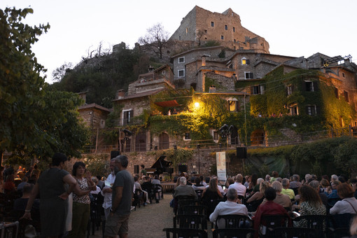Castelvecchio di Rocca Barbena, FestivalContrario: l’edizione 2024 guarda ad “Altre terre”