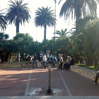 Albenga, nuova fontana in Piazza del Popolo