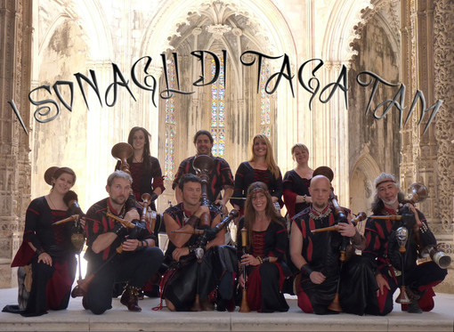 I sonagli di Tagatam e i Folkstone in concerto a Finale Ligure