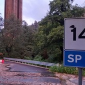 Vezzi Portio, frana sulla Sp8: strada temporaneamente chiusa verso San Filippo