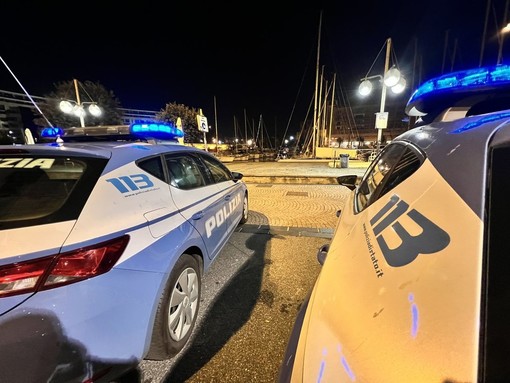 Savona, giovane accoltellato in Darsena: trasportato in codice rosso al San Paolo