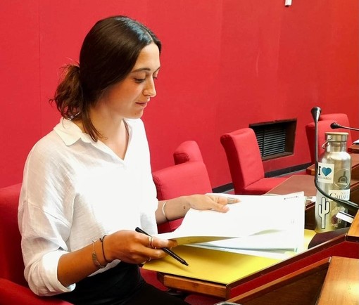 Denuncia di violenza sessuale di Francesca Ghio, la Procura archivia: “Reato prescritto”