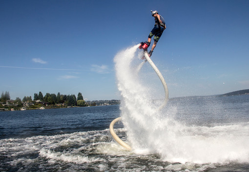 Impazza in Liguria &quot;Il Flyboard&quot;, la moda estiva per divertirsi in mare