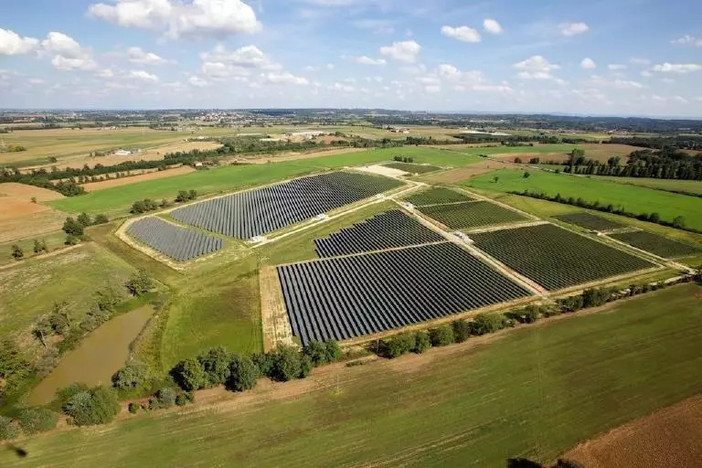 Aumenta la tua redditività agricola grazie all'Agrivoltaico!