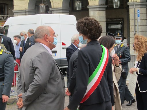 Il senatore della Lega e commissario cittadino Francesco Bruzzone e il sindaco uscente Ilaria Caprioglio