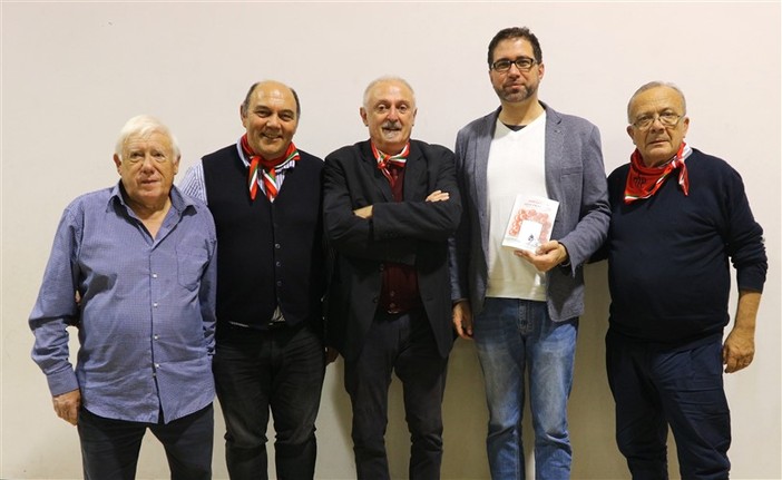 Garlenda: sold out per l’incontro con Giovanni Impastato, che ha proposto una riflessione sul tema della lotta alla mafia. (Foto)