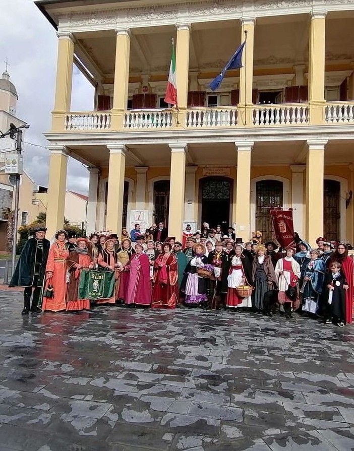 &quot;Insieme per la Cultura&quot;: le maschere storiche italiane si incontrano a Borghetto Santo Spirito