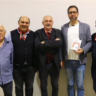 Garlenda: sold out per l’incontro con Giovanni Impastato, che ha proposto una riflessione sul tema della lotta alla mafia. (Foto)