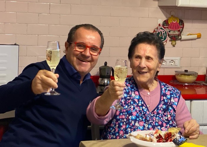 Millesimo: Giuseppina Cigliuti compie 101 anni, a festeggiarla anche il sindaco Picalli (FOTO)