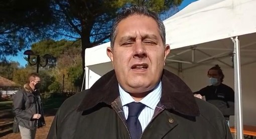 Albenga, protesta per il Pronto Soccorso alla Milano-Sanremo, Lista Toti: “Comportamento del sindaco Tomatis irresponsabile”