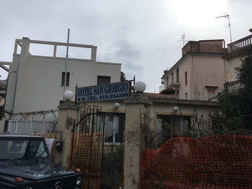 Varazze: l’hotel San Giorgio verrà demolito, spazio agli alloggi