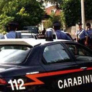 Finale: pregiudicato entra nel palazzo comunale e ruba borsa alla segretaria, arrestato