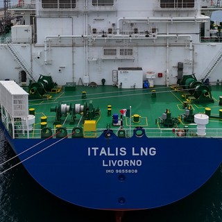 La Golar Tundra cambia nome e diventa Italis LNG con bandiera italiana