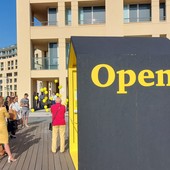 Savona, in 4 case la mostra dell'Ordine degli Architetti: inaugurata in Piazza Guido Rossa (FOTO)