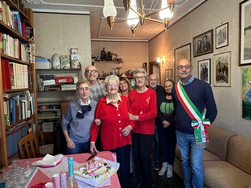 La carcarese Rosa Goslino, per tutti &quot;Ines&quot;, ha festeggiato 102 anni