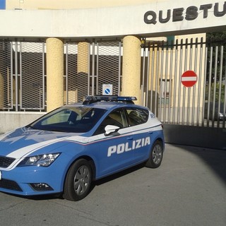 Savona, viola il divieto di avvicinamento alla compagna: 25enne arrestato dalla Polizia di Stato