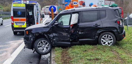 Incidente sulla A10 tra Feglino e Spotorno: un ferito al Santa Corona in codice rosso