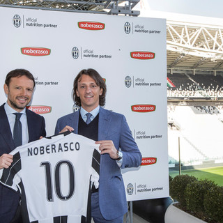 da sinistra: Giorgio Ricci Co-Chief Revenue Officer and Head of Global Partnerships and Corporate Revenues di Juventus insieme a Mattia Noberasco AD Noberasco