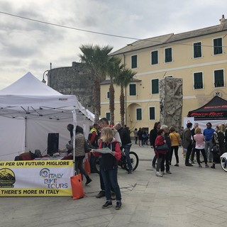 Laigueglia: inaugurata questa mattina la 1^ edizione dell’expo di e-bike