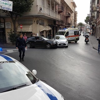 Incidente tra via dei Mille e via Genova ad Albenga