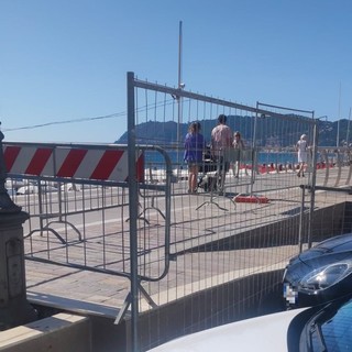 Alassio, le critiche della minoranza: &quot;Una città-cantiere in piena stagione: transenne ovunque&quot;