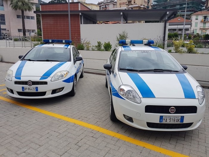 La Polizia Locale di Alassio festeggia San Sebastiano, è tempo di bilanci: sanzioni del codice della strada aumentate del 20%