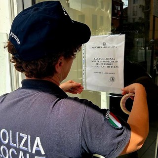 Alcolici ai minorenni, ancora una sospensione della licenza per 7 giorni un bar di Finalpia