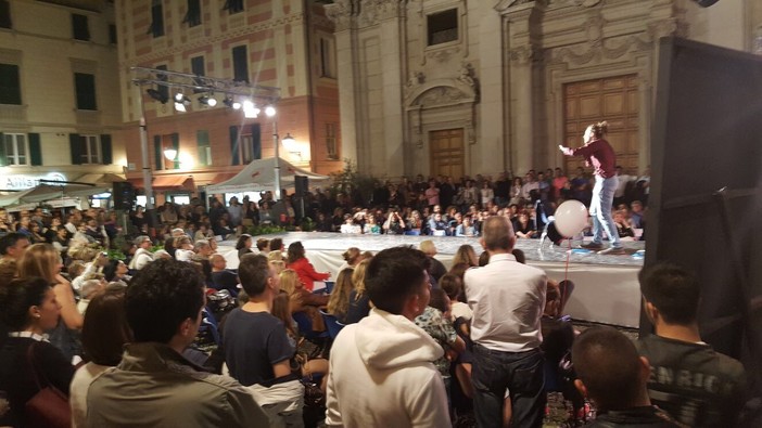 &quot;Varazze è moda sotto le stelle&quot;: spettacolo di beneficenza in piazza Sant’Ambrogio