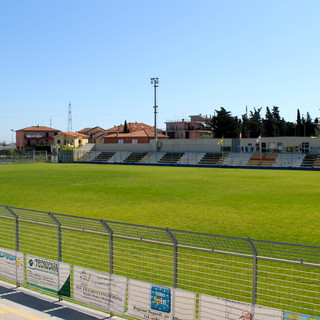 Il campo da gioco dello Stadio comunale &quot;Annibale Riva&quot;