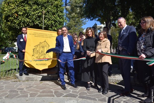 &quot;Donne Coraggiose&quot;: inaugurato ad Alassio il percorso nel ricordo di dieci donne che hanno cambiato la storia