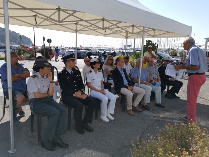 Consegnata ufficialmente la Bandiera Blu al Porto di Andora