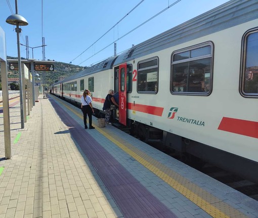 Circolazione ferroviaria interrotta dal 2 al 6 gennaio, per agevolare chi si mette in viaggio l'iniziativa di associazioni di Consumatori e Regione Liguria