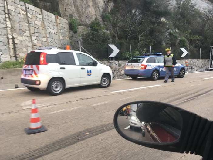 Rapallo: tris d'incidenti sulla A24