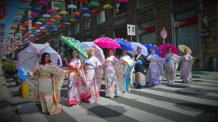 Bagno di Gong in kimono: il percorso rilassante di Sakura Project
