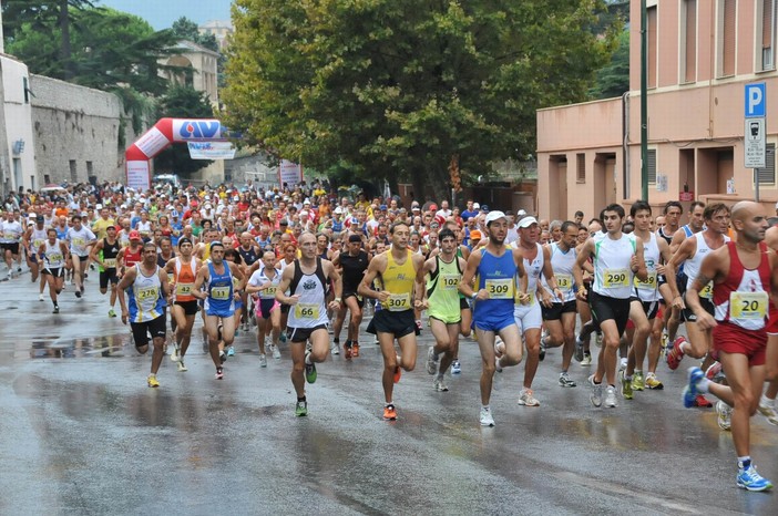 La partenza del &quot;Giro delle Mura 2012&quot;