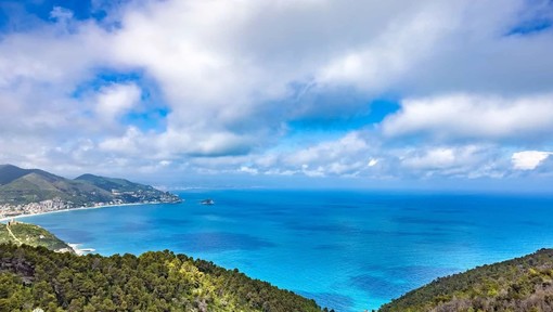 La riviera savonese meta anche in queste vacanze natalizie di migliaia di turisti