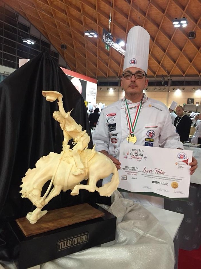 Medaglia d'oro per il loanese Luca Fabio ai campionati di cucina di Rimini