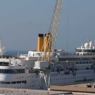 Costa NeoRomantica a Savona, domani primo viaggio