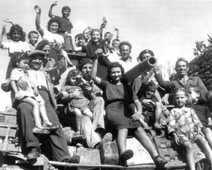 Celebrazione del 25 Aprile a Savona, sinistra &quot;Se oggi certi personaggi possono parlare è grazie alla liberazione&quot;