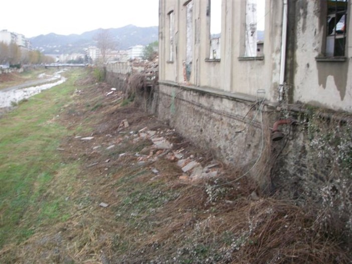 Savona: Letimbro come la Savana, tra topi e sporcizia