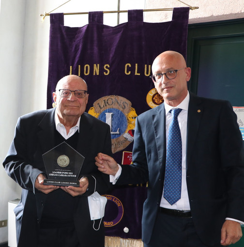 L'avvocato Carrara Sutour in occasione della premiazione del &quot;Loanese d'Oro&quot;