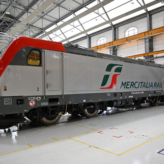 Alstom, contratto di 323 milioni di euro con il Polo Logistica FS per la fornitura di 70 locomotive: saranno prodotte a Vado