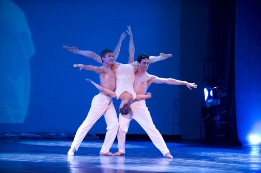 A Loano con lo spettacolo 'Queen the ballet' si danza sulle più belle musiche dei Quenn