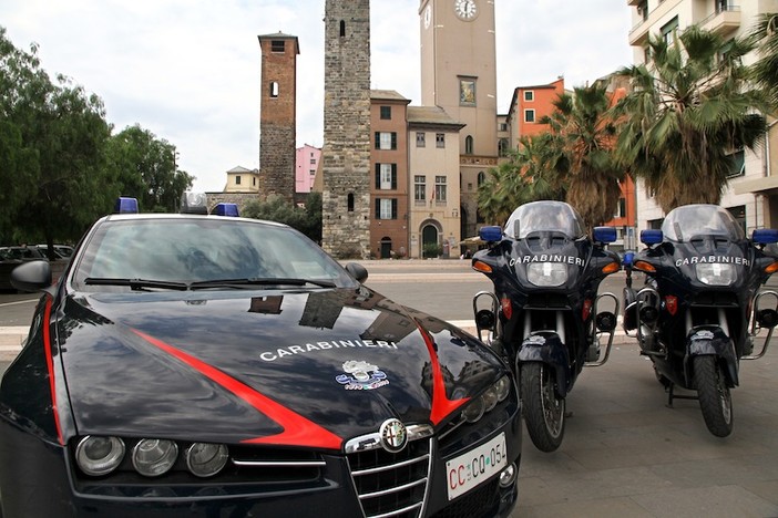 Savona, due persone denunciate per occupazione abusiva di immobile