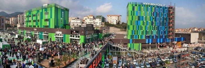 Al centro polifunzionale &quot;Le Officine&quot; di Savona la &quot;Festa del Primo Maggio&quot;, un pomeriggio con la musica del complesso “Beat Generation”