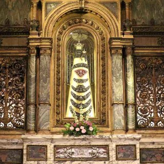 La Madonna del santuario di Loreto in canoa a Savona