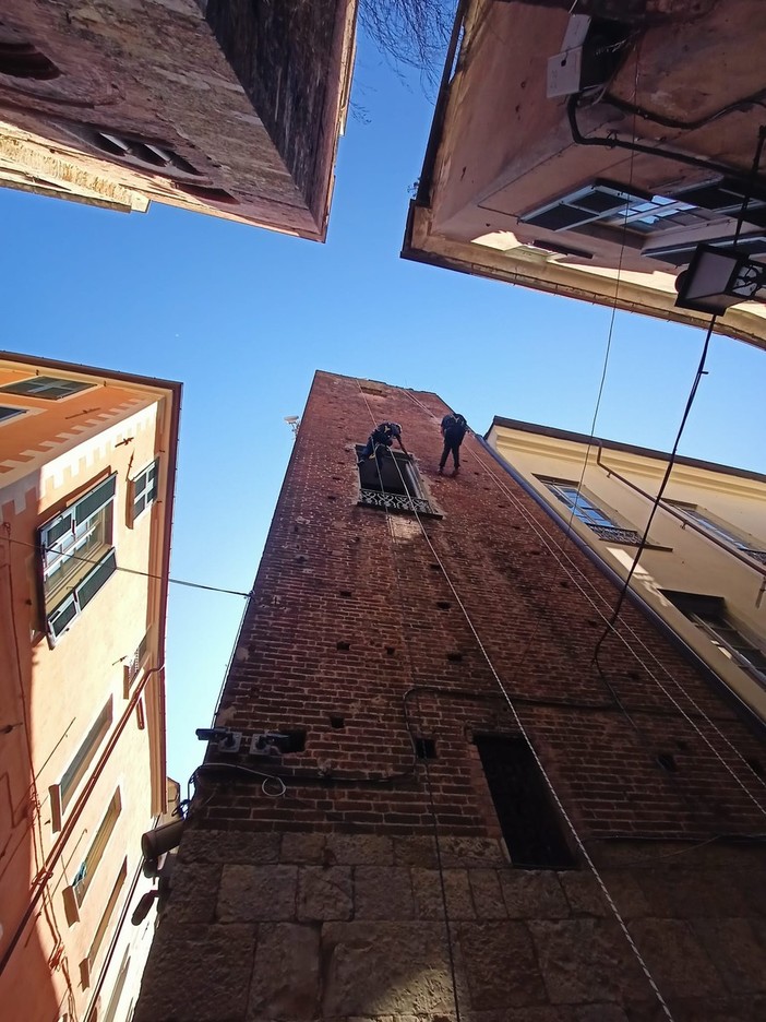 Albenga, messa in sicurezza della torre Rolandi: lavori terminati (FOTO)