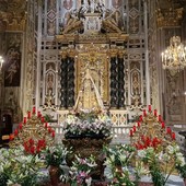 Finalborgo celebra la Madonna del Carmine con la tradizionale processione per le vie del rione